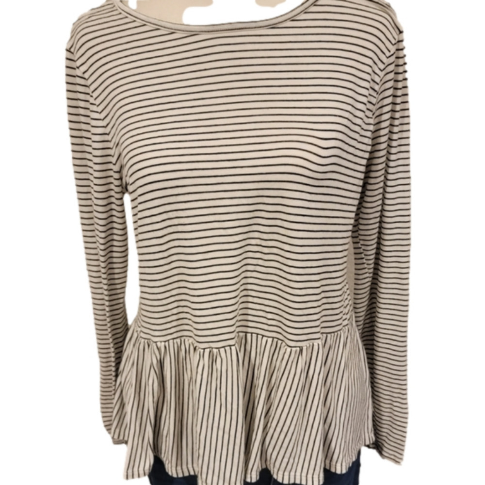LIVE In The Moment Long Sleeve Tee With Ruffled Hem size M
